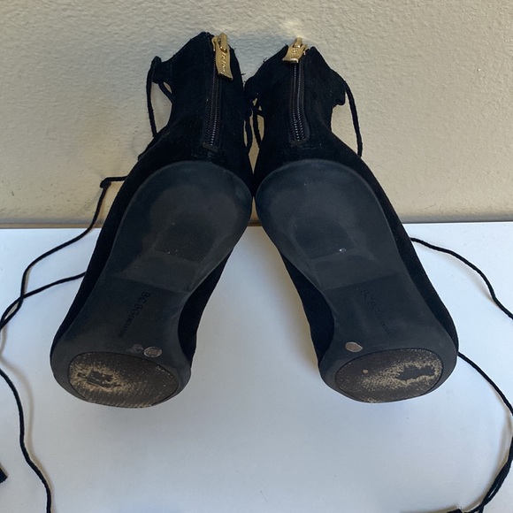 BCBG Black Faux Suede Pointy Toe Crisscross Lace Up Flats Size 8 - Picture 8 of 16
